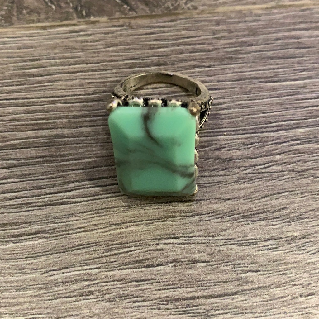 Marbled Ring.